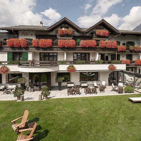 Hotel Alu Mountain Design Бормио Экстерьер фото