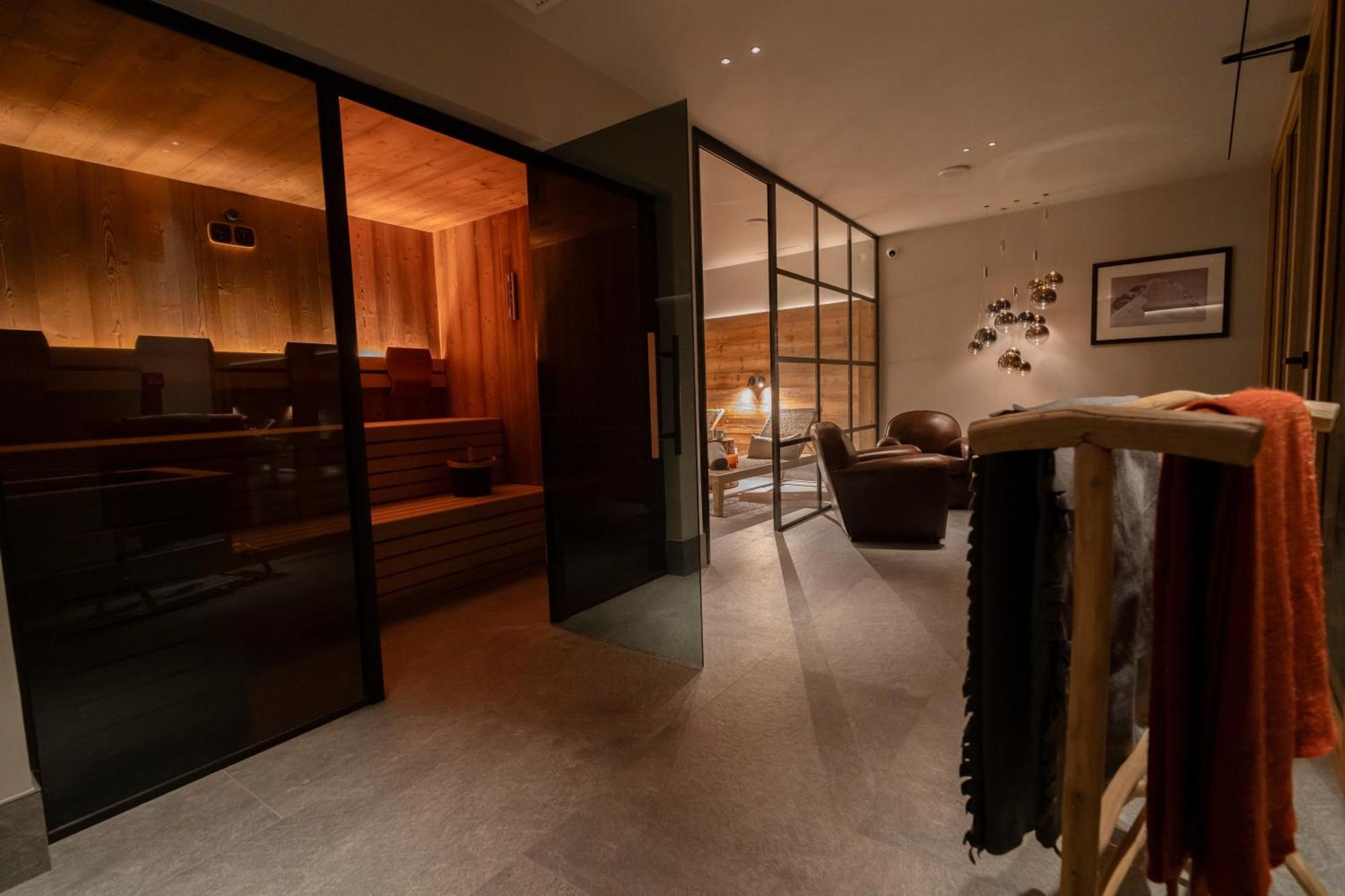 Hotel Alu Mountain Design Бормио Экстерьер фото