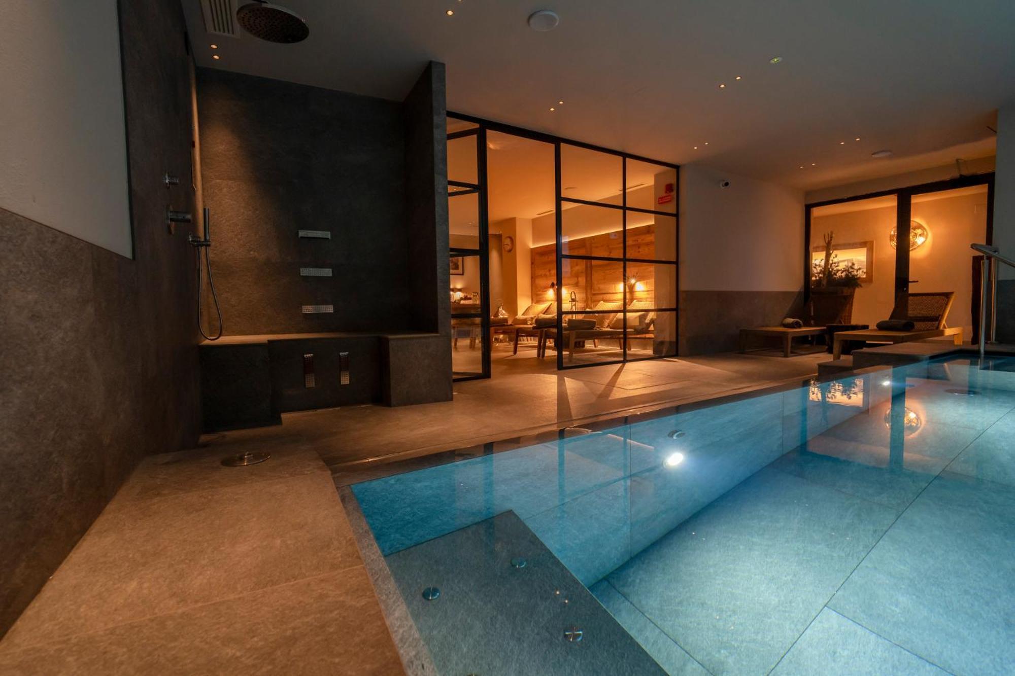 Hotel Alu Mountain Design Бормио Экстерьер фото