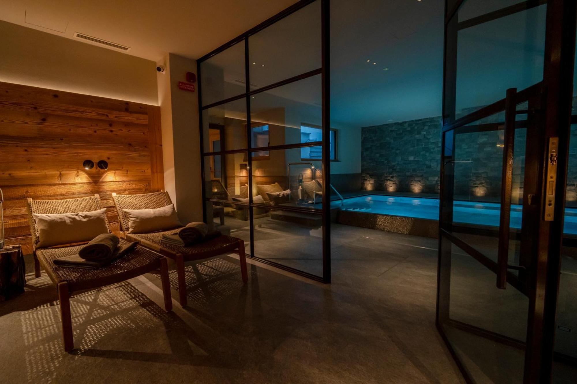 Hotel Alu Mountain Design Бормио Экстерьер фото